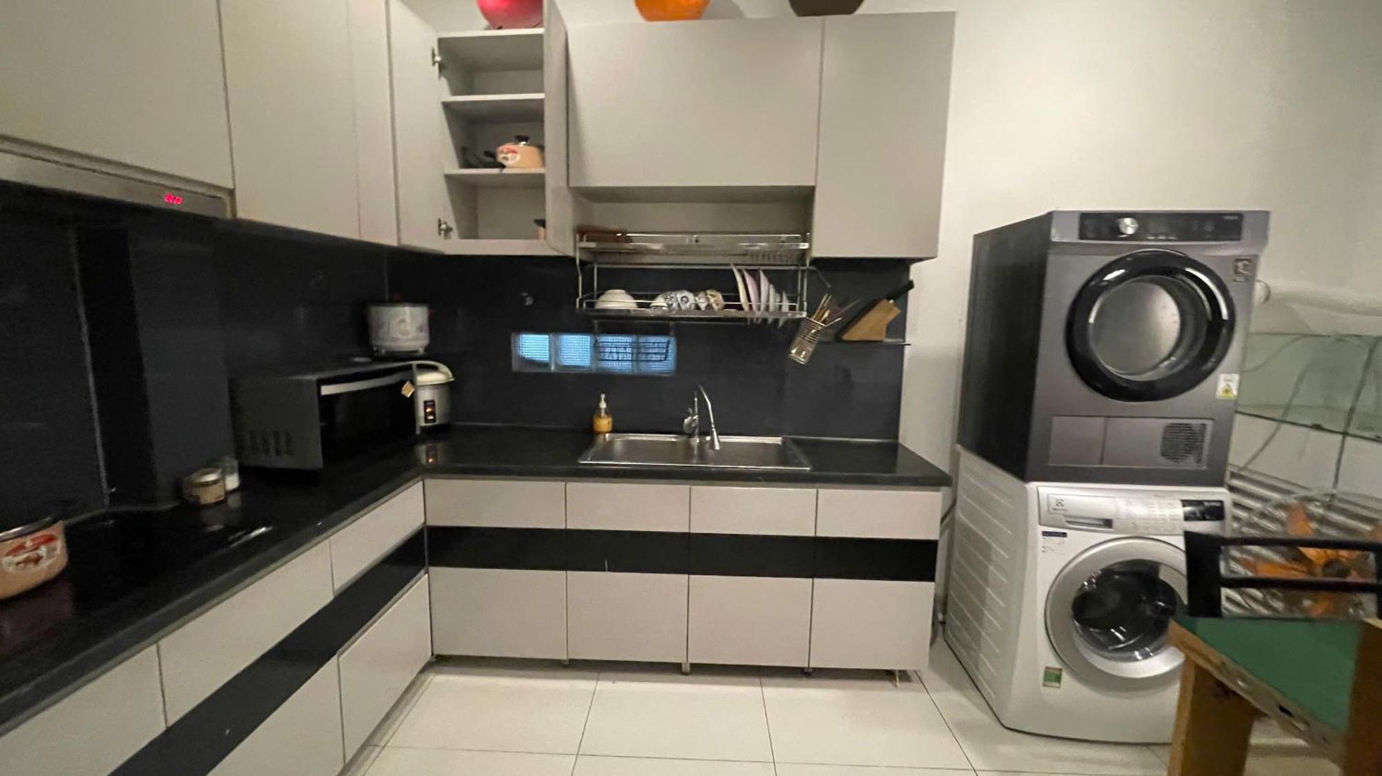 Sky House Apartment